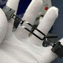 Đồng Hồ Patek Philippe Chế Tác Natilus 5711 DIW Carbon Màu Đen Mặt Xanh Siêu Nhẹ 40mm (1)