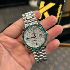 Đồng Hồ Rolex Day-Date Chế Tác Kim Cương Moissanite Trọng Lượng 200 Gram 40mm (2)
