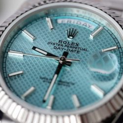 Đồng Hồ Rolex Day-Date Replica 11 Mặt Xanh Băng Hoạ Tiết Chéo Xưởng GM 40mm (2)