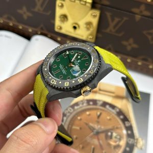 Đồng Hồ Rolex GMT-Master II Diw Replica 11 Vỏ Carbon Mặt Xanh Lá Cây 40mm (2)