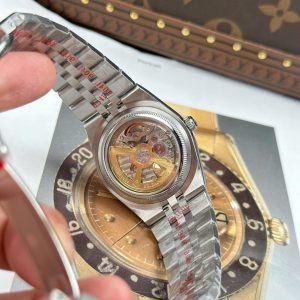 Đồng Hồ Rolex Land-Dweller 127234 Chế Tác Mặt Trắng Họa Tiết Tổ Ong 36mm (2)