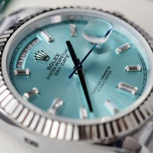 Đồng Hồ Rolex Replica 11 Day-Date Mặt Xanh Băng Trọng Lượng 186 Grams Xưởng QF 40mm (2)