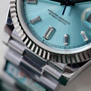 Đồng Hồ Rolex Replica 11 Day-Date Mặt Xanh Băng Trọng Lượng 186 Grams Xưởng QF 40mm (2)