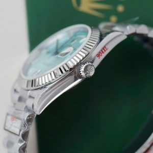 Đồng Hồ Rolex Replica 11 Day-Date Mặt Xanh Băng Trọng Lượng 186 Grams Xưởng QF 40mm (2)