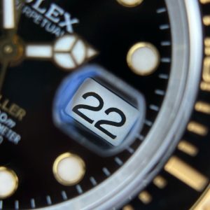 Đồng Hồ Rolex Sea-Dweller 126603 Replica 11 Màu Demi Vàng Mặt Đen Xưởng VS 43mm (2)