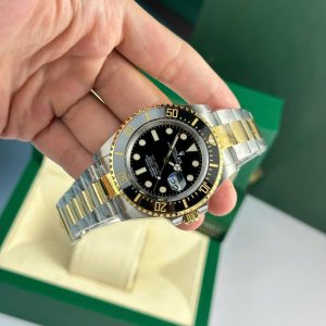 Đồng Hồ Rolex Sea-Dweller 126603 Replica 11 Màu Demi Vàng Mặt Đen Xưởng VS 43mm (2)