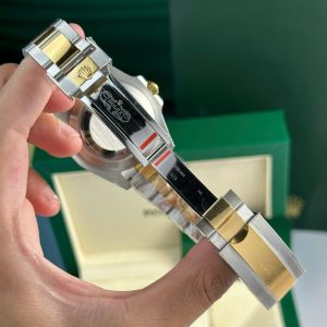 Đồng Hồ Rolex Sea-Dweller 126603 Replica 11 Màu Demi Vàng Mặt Đen Xưởng VS 43mm (2)