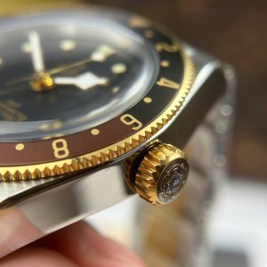 Đồng Hồ Tudor Replica 11 Black Bay GMT S&G M79833MN Mặt Đen Dây Kim Loại Xưởng ZF 41mm (2)