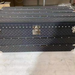 Rương Louis Vuitton LV Courrier Lozine 110 Replica 11 Họa Tiết Monogram Màu Xám 112x52x56 (2)