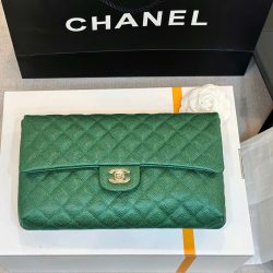Túi Cầm Tay Chanel Classic Siêu Cấp Màu Xanh Lá Cây 25cm (2)