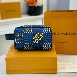 Túi Clutch Louis Vuitton LV Locker Dopp Kit Màu Xanh Trắng Siêu Cấp 23x16cm (2)
