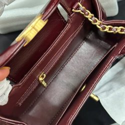 Túi Xách Chanel 23K Kelly Siêu Cấp Nữ Màu Đỏ Khóa Vàng 19x13x7cm (2)