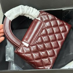 Túi Xách Chanel 23K Kelly Siêu Cấp Nữ Màu Đỏ Khóa Vàng 19x13x7cm (2)