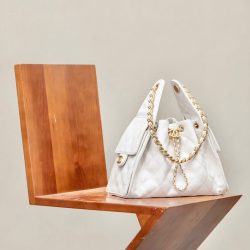 Túi Xách Chanel Jennie Like Auth Màu Trắng Dáng Hobo 26cm (2)