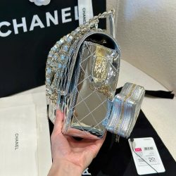 Túi Xách Chanel Nữ Like Auth Màu Bạc Chất Da Bóng 24x19cm (1)