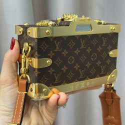 Túi Xách Louis Vuitton Siêu Cấp Dáng Máy Ảnh Họa Tiết Monogram Màu Nâu 14x10x5cm (2)