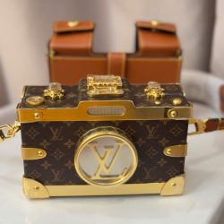 Túi Xách Louis Vuitton Siêu Cấp Dáng Máy Ảnh Họa Tiết Monogram Màu Nâu 14x10x5cm (2)