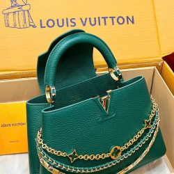 Túi Xách Nữ Siêu Cấp Louis Vuitton LV Capucines Màu Xanh Lá Cây 27cm (2)