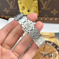 Đồng Hồ Audemars Piguet Royal Oak 77450 Fake Cao Cấp Mặt Tiffany Dây Kim Loại Xưởng OM 34mm (2)