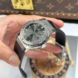 Đồng Hồ Hublot Classic Fusion Chế Tác Màu Xám Trọng Lượng 84 Gram Siêu Nhẹ Xưởng JJZ 42mm (2)