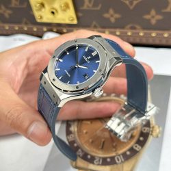 Đồng Hồ Hublot Classic Fusion Replica 1 1 Màu Xanh Blue Trọng Lượng 84 Gram Siêu Nhẹ Xưởng JJZ 42mm (2)