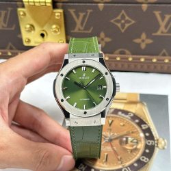 Đồng Hồ Hublot Classic Fusion Replica 11 Màu Xanh Lá Cây Trọng Lượng 84 Gram Siêu Nhẹ Xưởng JJZ 42mm (2)