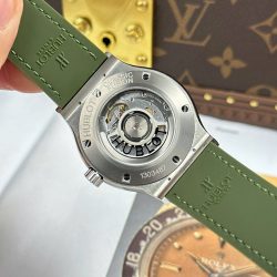 Đồng Hồ Hublot Classic Fusion Replica 11 Màu Xanh Lá Cây Trọng Lượng 84 Gram Siêu Nhẹ Xưởng JJZ 42mm (9)