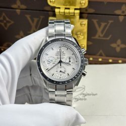 Đồng Hồ Omega Replica 11 Speedmaster Apollo 13 Silver Snoopy Dây Kim Loại Xưởng OM 42mm (2)