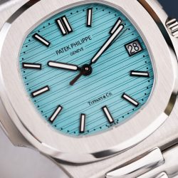 Đồng Hồ Patek Philippe Nautilus 5711 Chế Tác Mặt Tiffany Máy Khắc Nhà Máy BBF 40mm (1)