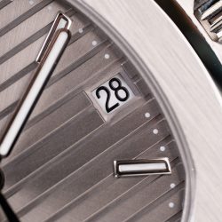 Đồng Hồ Patek Philippe Nautilus 5711 Replica 11 Mặt Xám Dây Da Tinh Chỉnh Xưởng BBF 40mm (2)