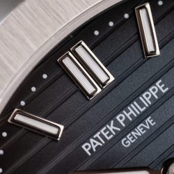 Đồng Hồ Patek Philippe Nautilus 5711 Tùy Chỉnh Mặt Xanh Blue Máy Khắc Nhà Máy BBF 40mm (2)