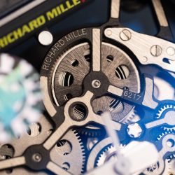 Đồng Hồ Richard Mille Rm35-02 Màu Trắng Rep 11 Vỏ Carbon Siêu Nhẹ Nhà Máy ZF 44mm (1)