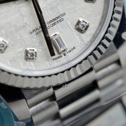 Đồng Hồ Rolex Day-Date Mặt Thiên Thạch Chế Tác Cọc Số Kim Cương Moissanite Xưởng QF 36mm (2)