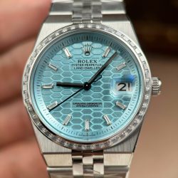 Đồng Hồ Rolex Land-Dweller 127236 Rep 11 Mặt Xanh Băng Họa Tiết Tổ Ong Đính Đá Baguette 36mm (3)