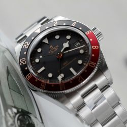 Đồng Hồ Tudor Replica 11 Black Bay GMT Nam Máy Cơ Thụy Sỹ Nhà Máy ZF 39mm (2)