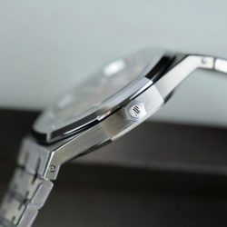 Đồng Hồ Audemars Piguet Royal Oak Extra-thin Jumbo 16202 Replica 11 Mặt Màu Đỏ Đô Nhà Máy ZF 39mm (2)