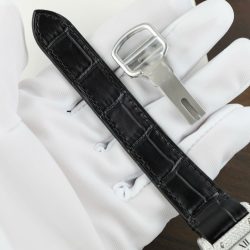 Đồng Hồ Cartier Santos Nữ Chế Tác Đính Kim Cương Moissanite Dây Da Đen Xưởng BV 35 (2)