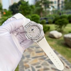 Đồng Hồ Hublot Big Bang One Click Màu Trắng Chế Tác Đính Full Kim Cương Moissanite 39mm (2)