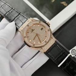 Đồng Hồ Hublot Classic Fussion King Gold Replica 11 Đính Full Kim Cương Moissanite 42mm (2)