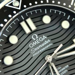 Đồng Hồ Omega Seamaster 300M Rep Cao Cấp Màu Đen Máy Cơ Thụy Sỹ Nhà Máy VS 42mm (2)