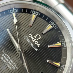 Đồng Hồ Omega Seamaster Aqua Terra 150M Rep 11 Mặt Xanh Lá Cây Cọc Số Vàng Nhà Máy VS 41mm (2)