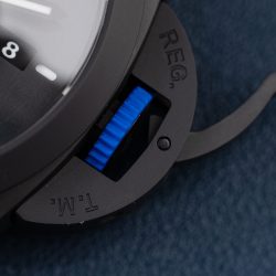 Đồng Hồ Panerai Luminor GMT PAM1176 Replica 11 Vỏ Carbon Dây Vải Nato Xưởng VS 44mm (1)