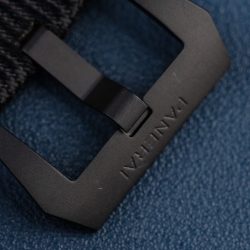 Đồng Hồ Panerai Luminor GMT PAM1176 Replica 11 Vỏ Carbon Dây Vải Nato Xưởng VS 44mm (1)