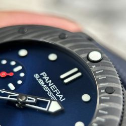 Đồng Hồ Panerai Submersible Luna Rossa Carbotech PAM01563 Replica 11 Mặt Xanh Dương Máy Cơ Thụy Sỹ Xưởng VS 42mm (2)