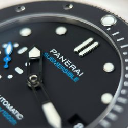 Đồng Hồ Panerai Submersible PAM683 Replica 11 Nam Viền Gốm Dây Cao Su Nhà Máy VS 42mm (2)