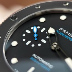 Đồng Hồ Panerai Submersible PAM683 Replica 11 Nam Viền Gốm Dây Cao Su Nhà Máy VS 42mm (2)