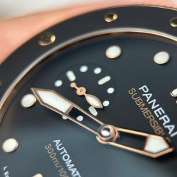 Đồng Hồ Panerai Submersible PAM974 Replica 11 Mặt Đen Dây Cao Su Xưởng VS 42mm (2)
