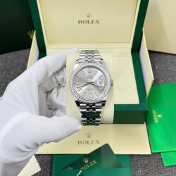 Đồng Hồ Rolex DateJust Replica 11 Mặt Bạc Viền Đính Kim Cương Moissnaite Xưởng Clean 41mm (2)