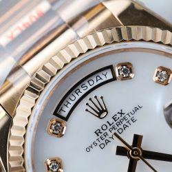 Đồng Hồ Rolex Day-Date 128235 Replica 11 Mặt MOP Trọng Lượng 156gram Nhà Máy QF 36mm (2)