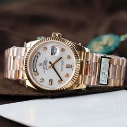 Đồng Hồ Rolex Day-Date 128235 Replica 11 Mặt MOP Trọng Lượng 156gram Nhà Máy QF 36mm (2)